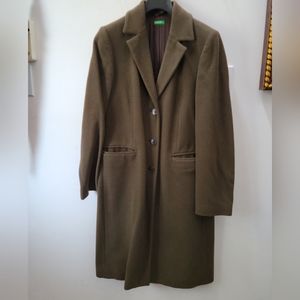 Brown Benetton Fall coat.  Italian Size 38 ( similar to a size US 2)